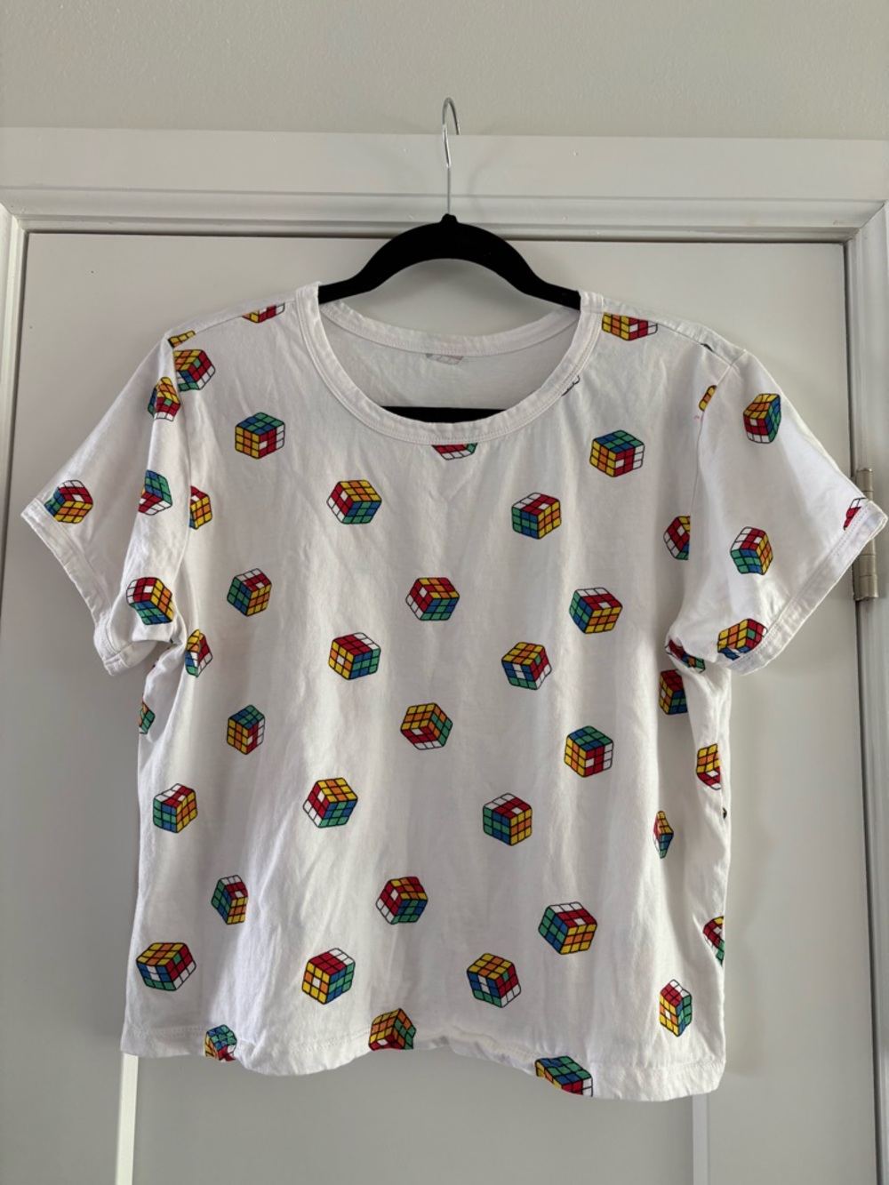 Messy Bun, Just Chillin' Rubik’s‎ Cube White Cropped Tee Shirt